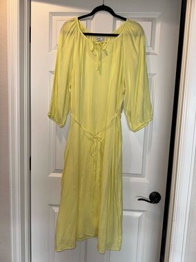 Lightweight Yellow Womens Tie-Waist Maxi Dress NWT Sz XL